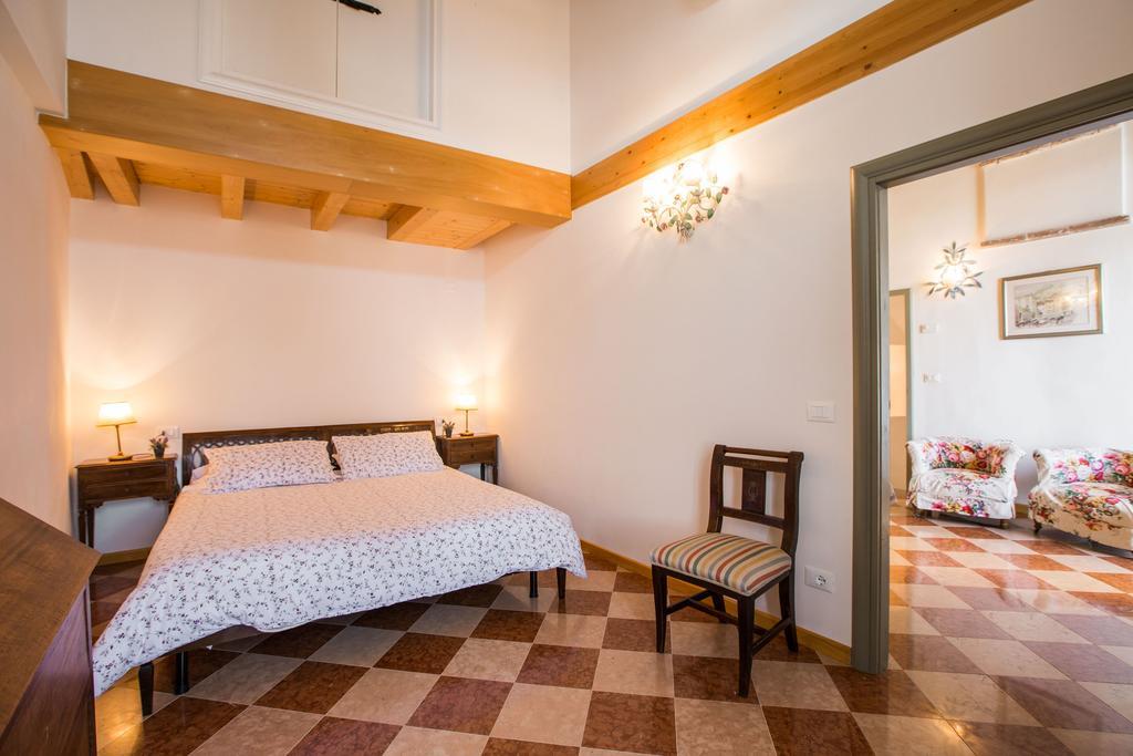 Le Camerine Apartment Water Front Toscolano-Maderno Exterior foto