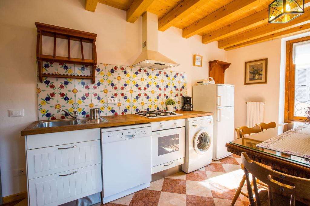 Le Camerine Apartment Water Front Toscolano-Maderno Exterior foto